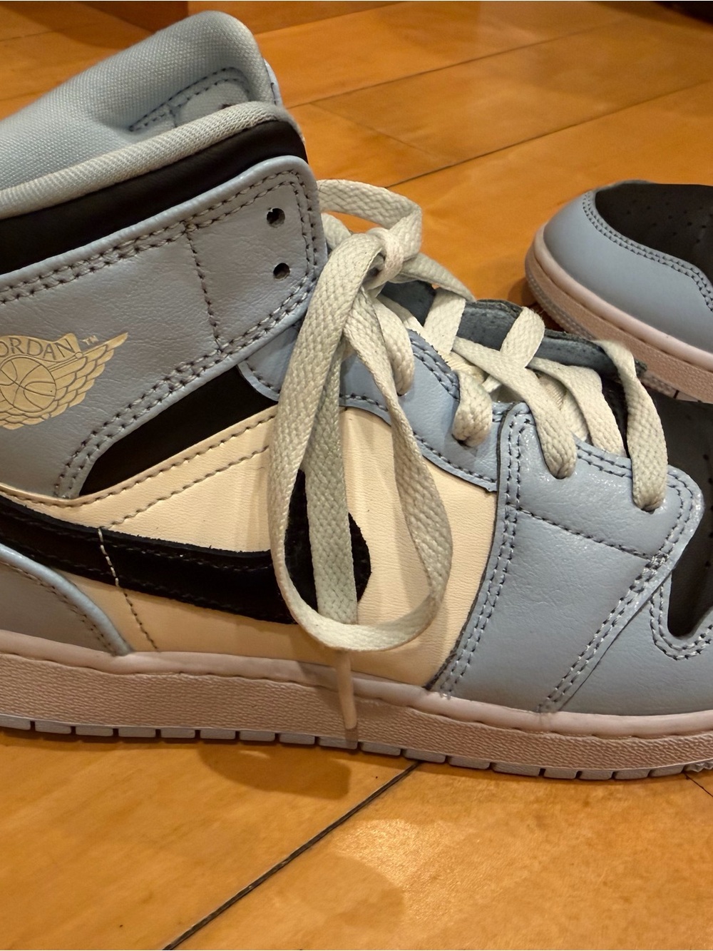 Jordan Kids High-Top Sneakers in Light Blue, White & Black